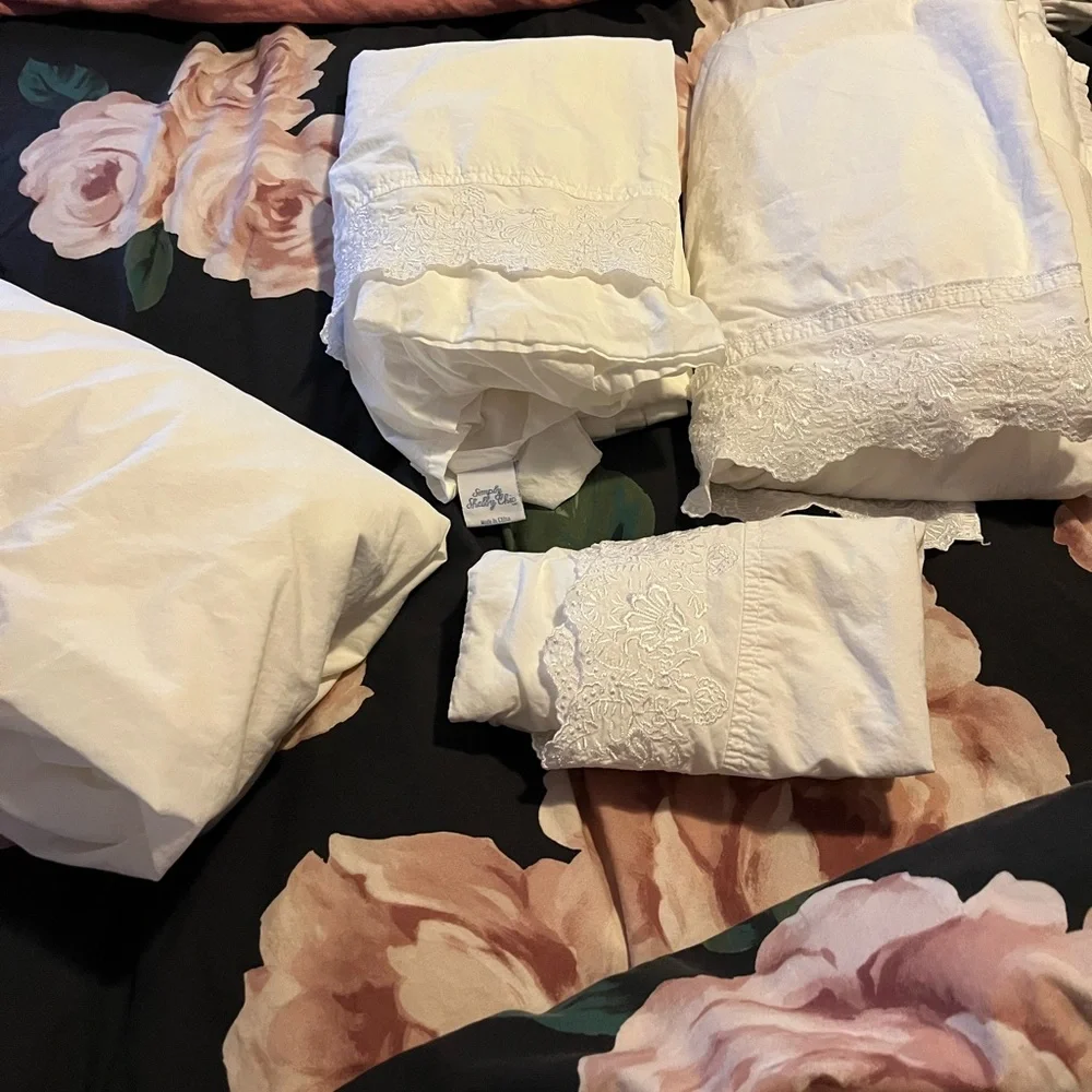 Simply Shabby Chic~White Lace Sheet Set~cotton~twin~4 pieces - Picture 1 of 16